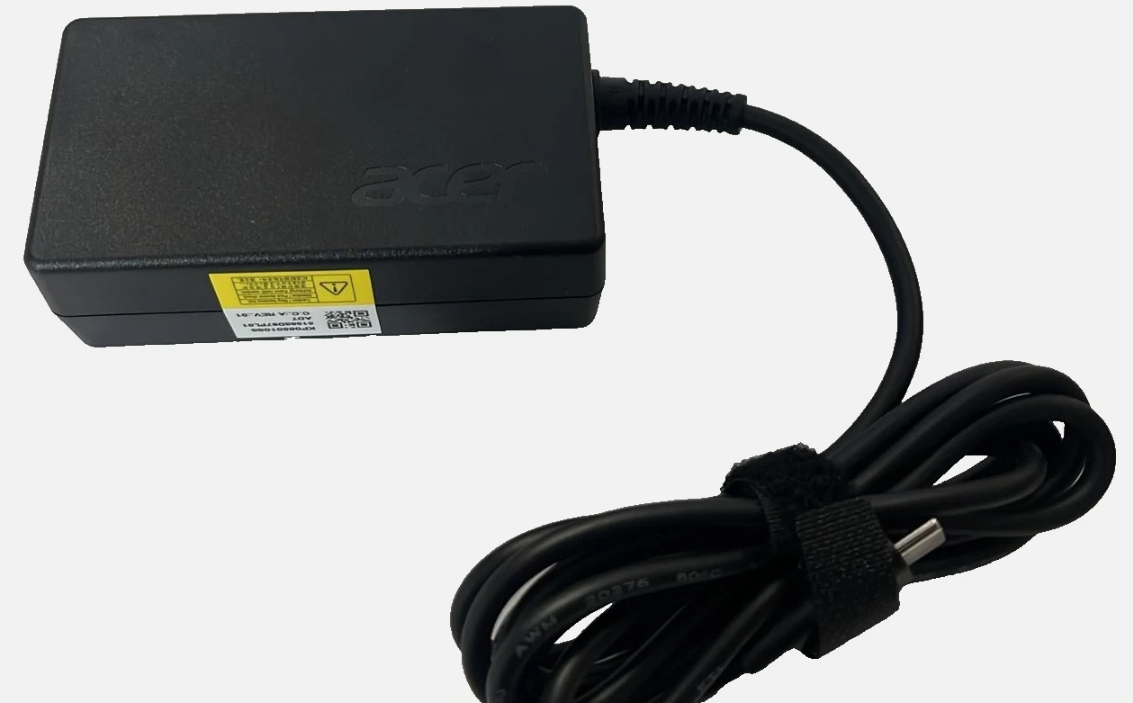 TravelMate Spin B3 65w Type C Adapter