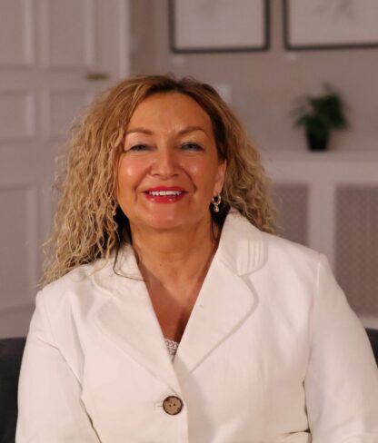 Mrs Danielle Clarke profile image